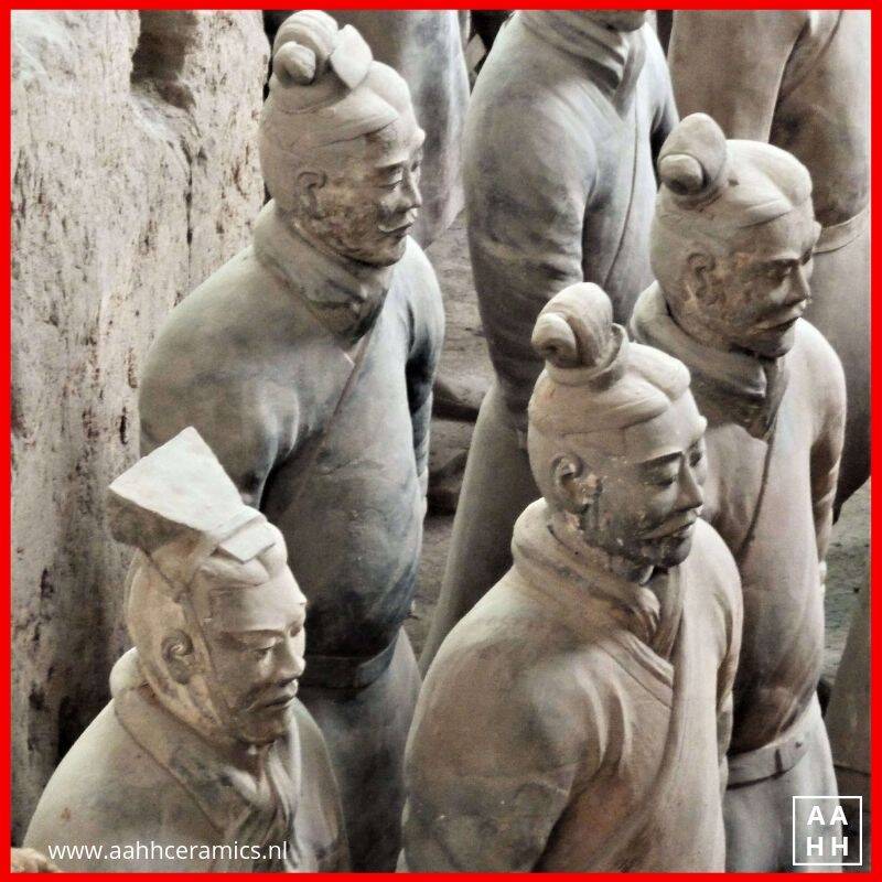 Close up van Officier en soldaten uit Terracotta Leger China