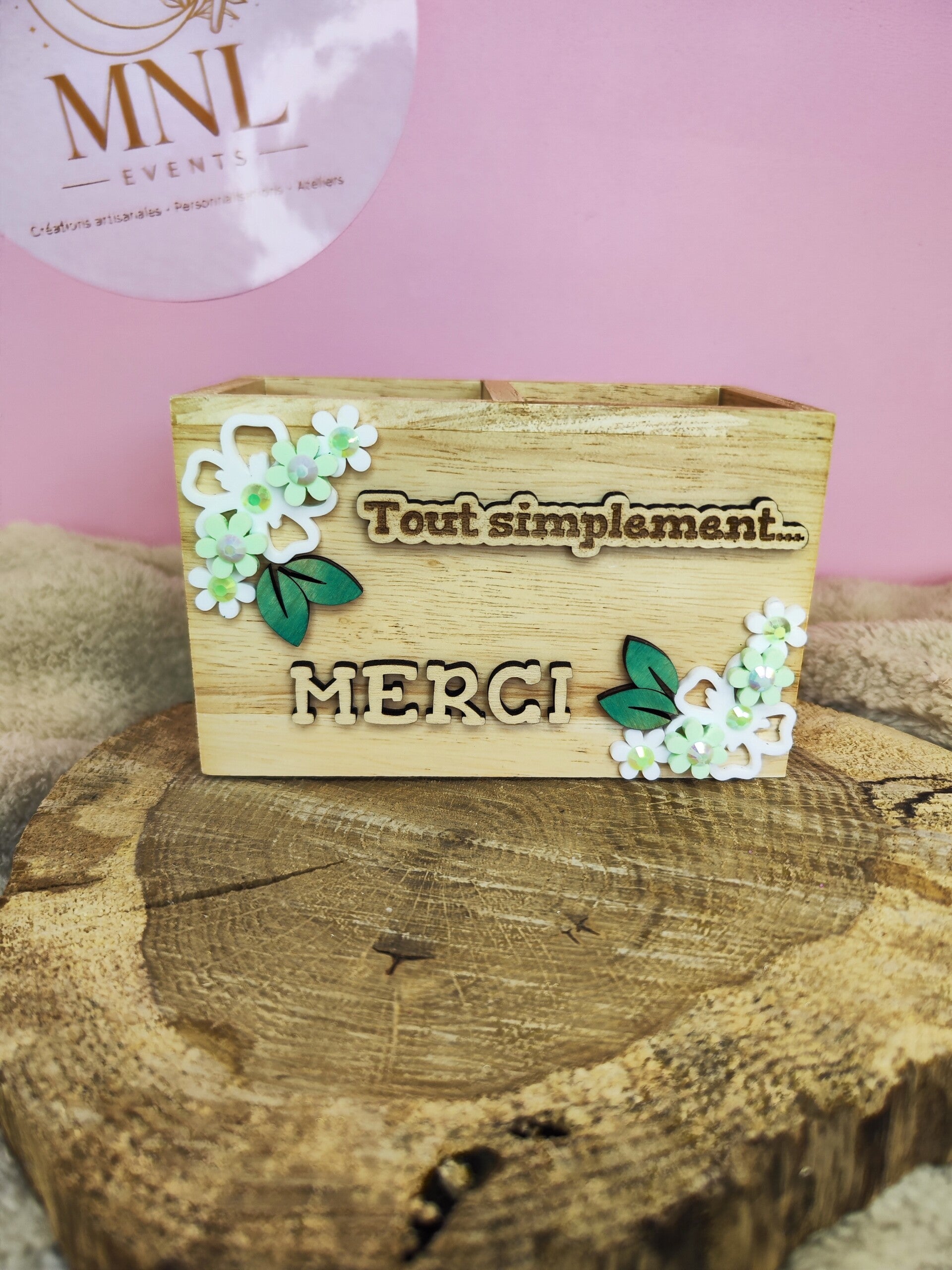 Pot à crayon en bois
