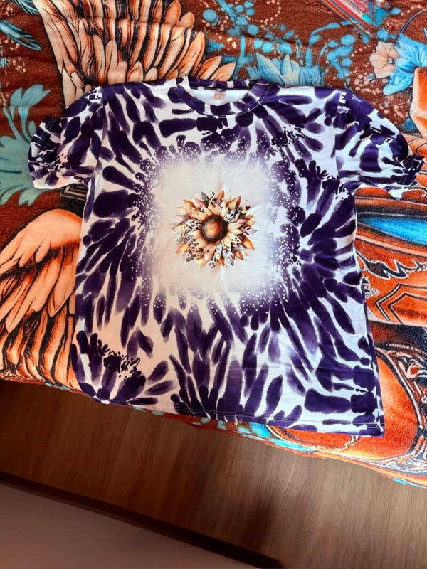 🌻 Purple Tie-Dye Sunflower T-Shirt – Size Medium