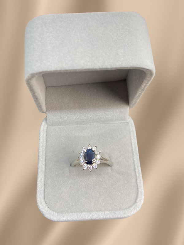 Schwarz-blaue Saphir Ringe versch. Designs