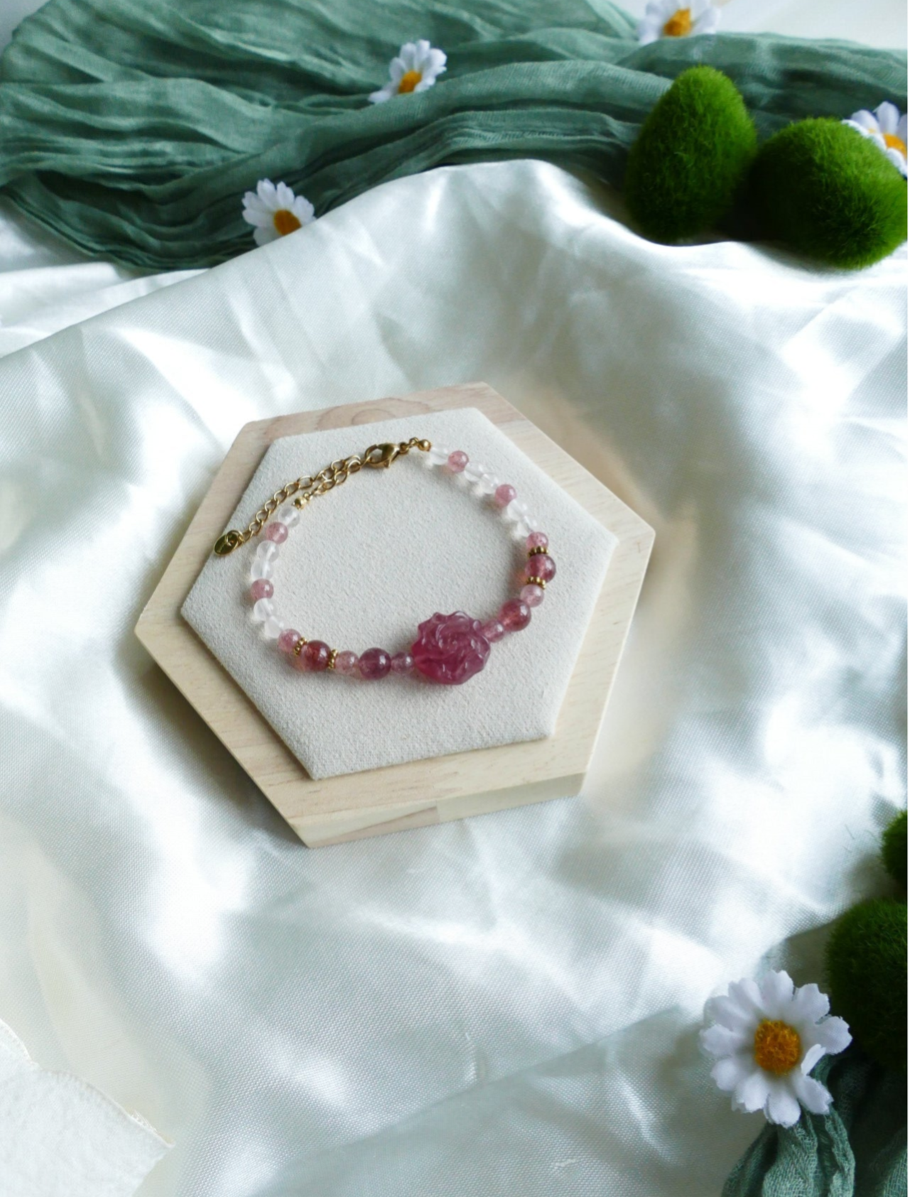 Erdbeerquarz Armband mit Rose