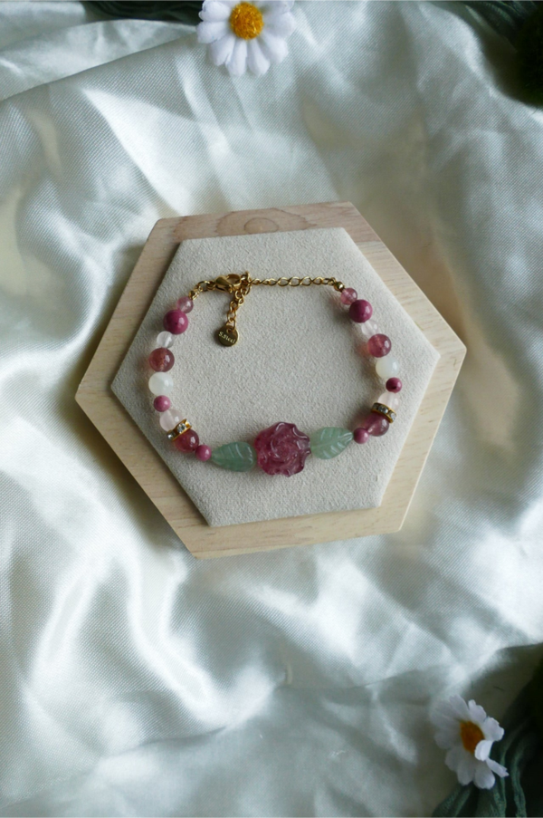 Erdbeerquarz Rosen Armband mit Blättern