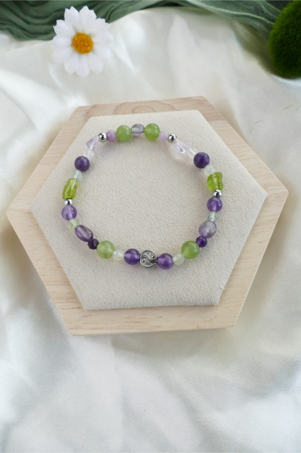 Lila-grünes Edelstein Armband