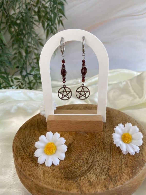 Pentagram Ohrringe mit Granat