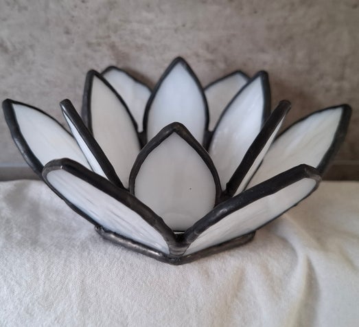 Glas in lood lotus theelichthouder Selene Glazige Loodjes