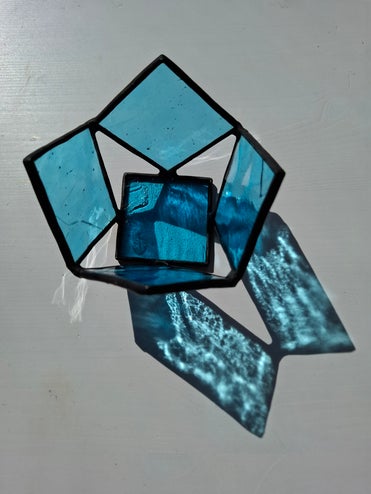 Glas in lood theelichtje lichtblauw Glazige Loodjes