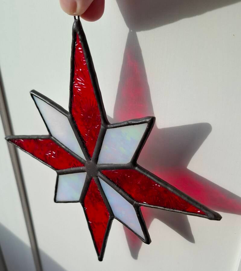 Glas in lood ster rood/wit glazige loodjes