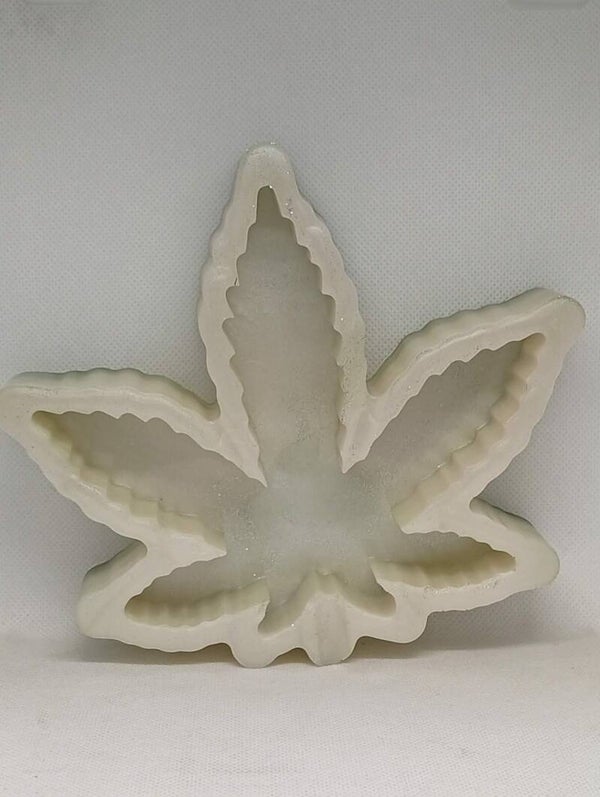 Cendrier feuille