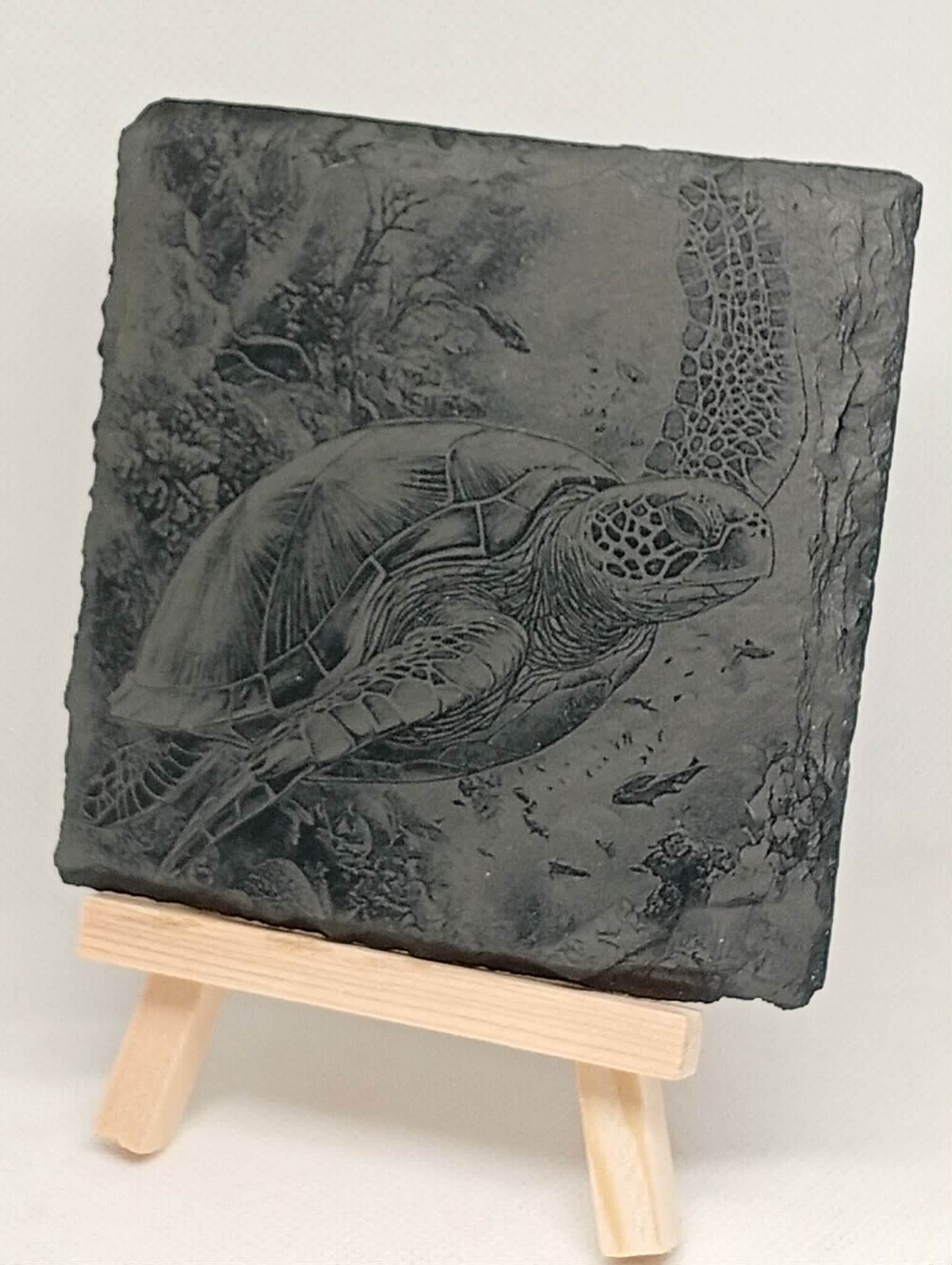 Ardoise gravée – Tortue marine