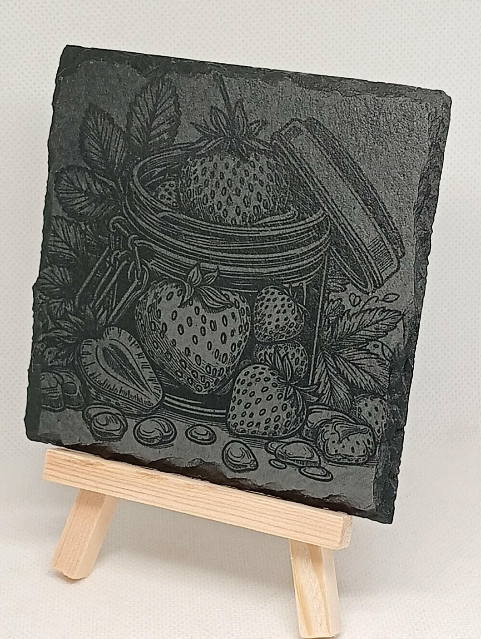 Ardoise gravée – Fraises gourmandes