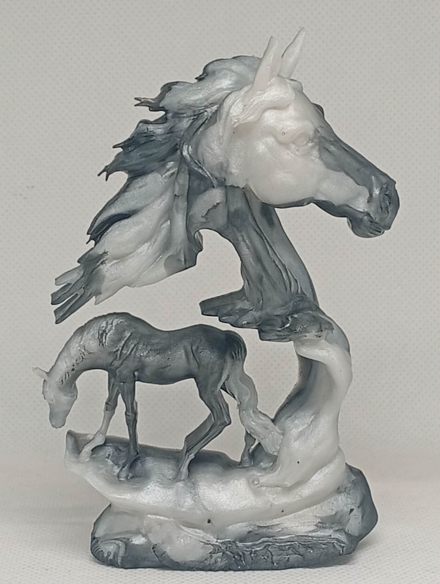 Sculpture chevaux en résine