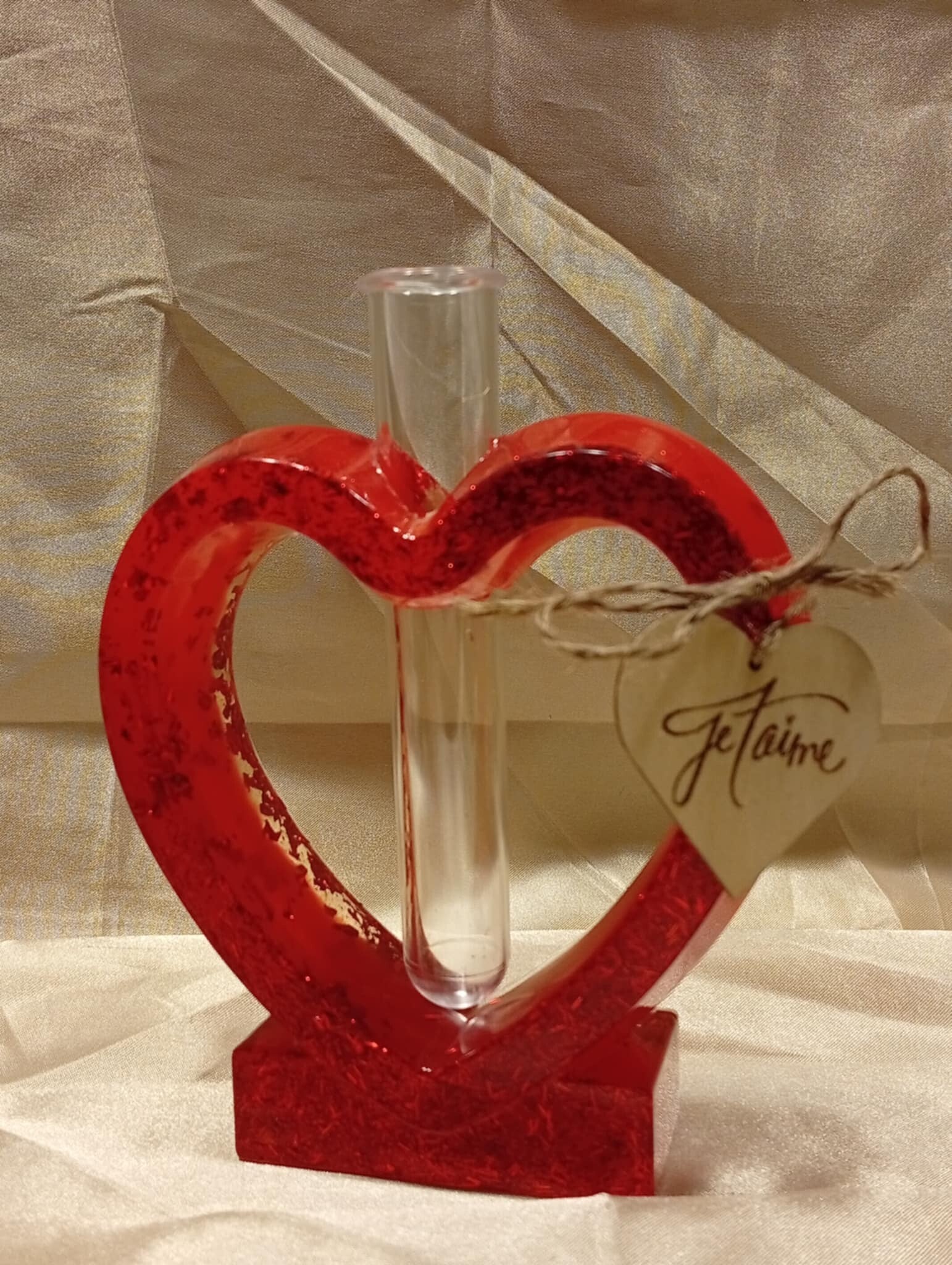 Vase cœur en résine « Je t’aime »