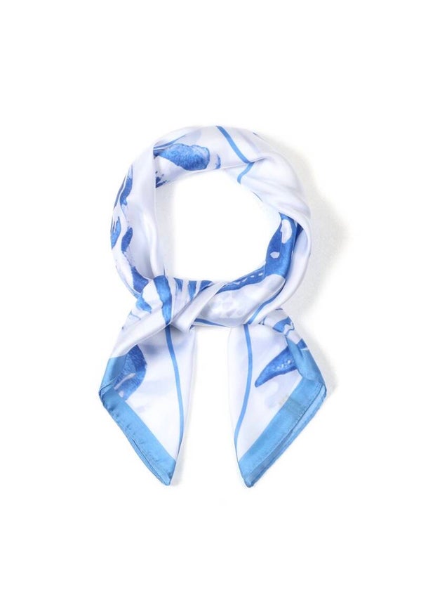 Sjaaltje lichtblauw/schelpenpatroon