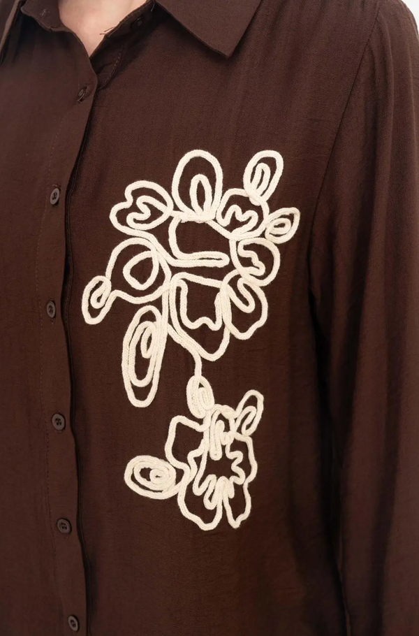 Elegante blouse brown met embroidery