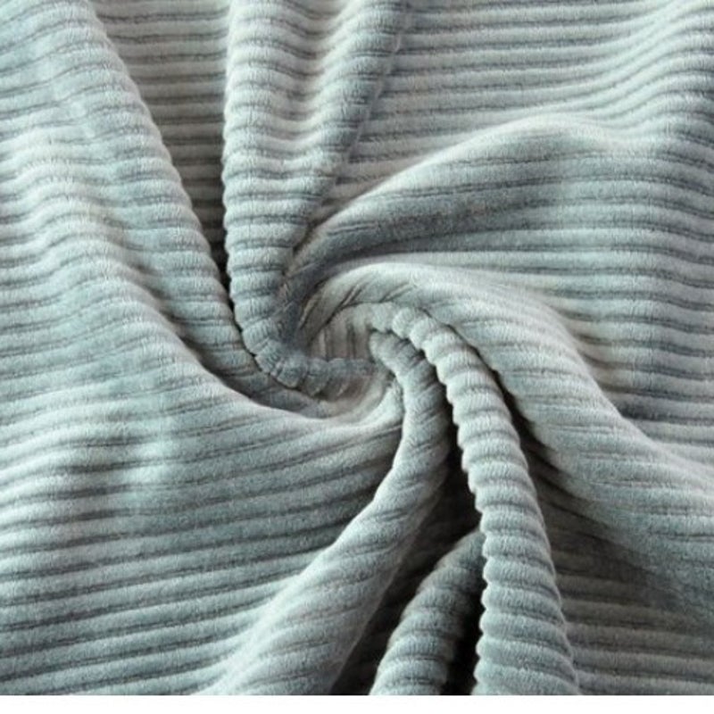 12. Tricot rib oud groen