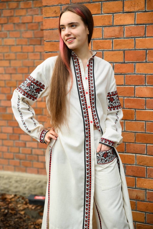 Embroidered linen blend pants suit. Drohobych ornament