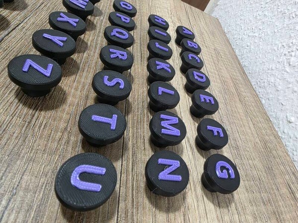 3D-gedruckte Buchstaben-Magnete 20 mm | Wunschfarben | Personalisiert