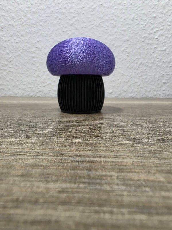 Minimalistisches Design-Dekor – Personalisiertes Objekt mit wählbarer Farbe grösse 70×70 mm