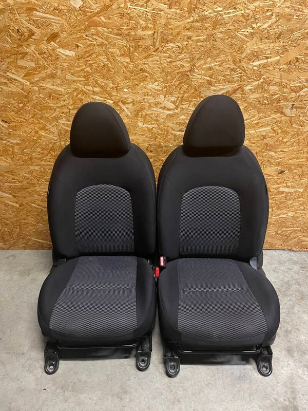 Zetels Nissan Micra 2016