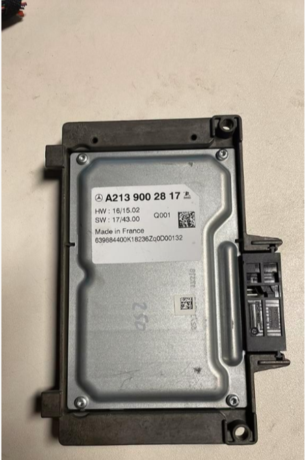 Module Mercedes C-klasse 2018 met artikelnummer A2139002817