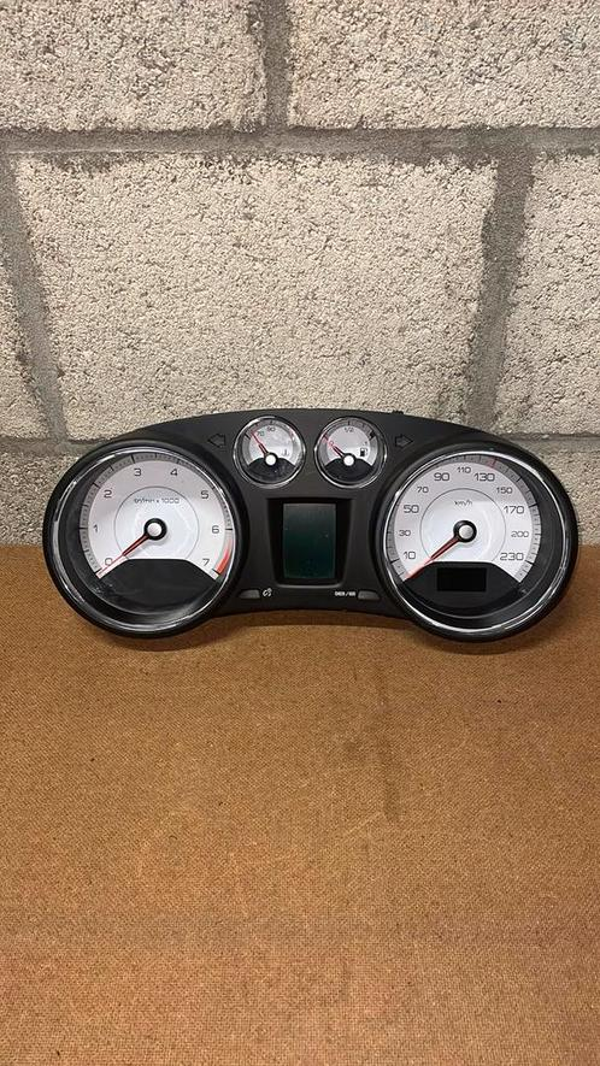 Kilometerteller Peugeot 308 1.6 BENZINE 2008