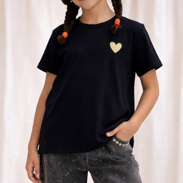 T-shirt noir coeur doré