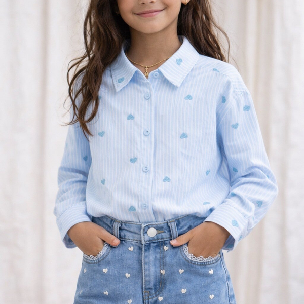 Chemise coeur brodé