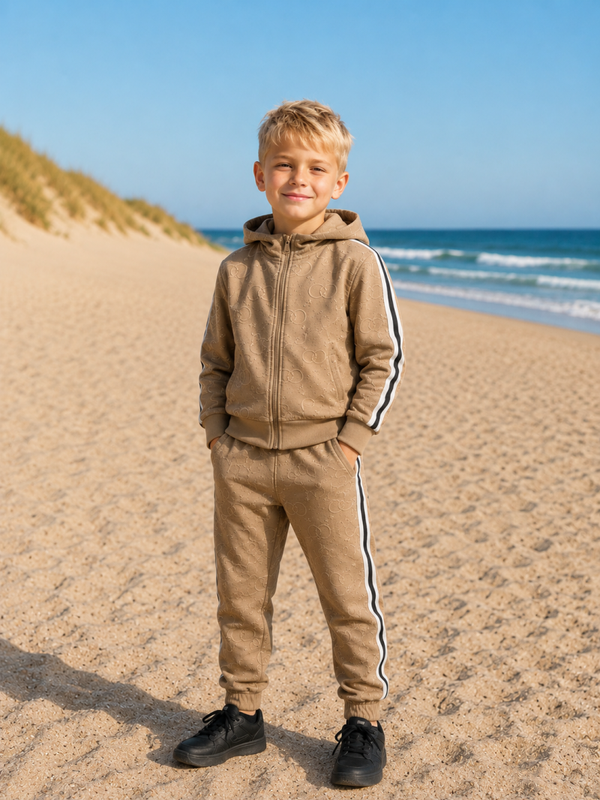Beige Kinder Trainingspak – Sportief, Comfortabel & Trendy