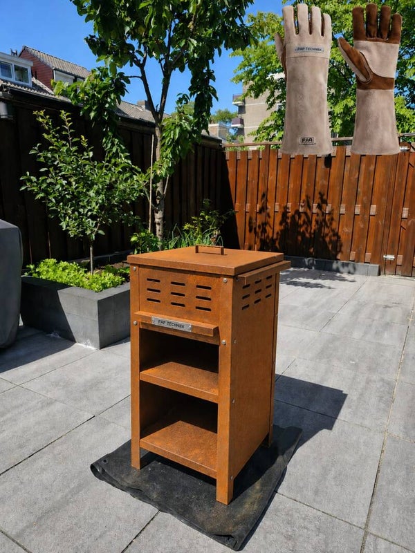 FAF Tower: De Ultieme Outdoor Kitchen & Vuurzuil