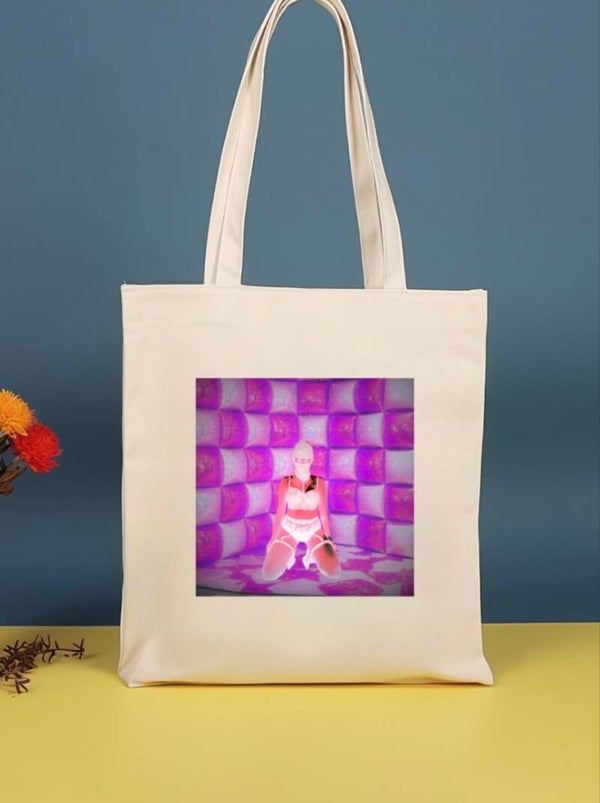Tote bag