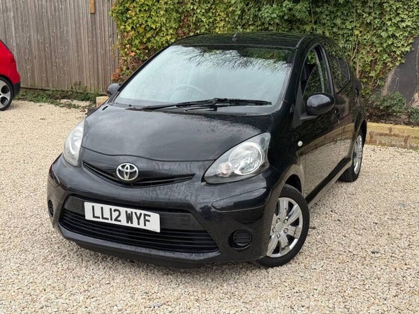 Automatic Toyota Aygo Ice 1.0 Petrol 2012 5 Door