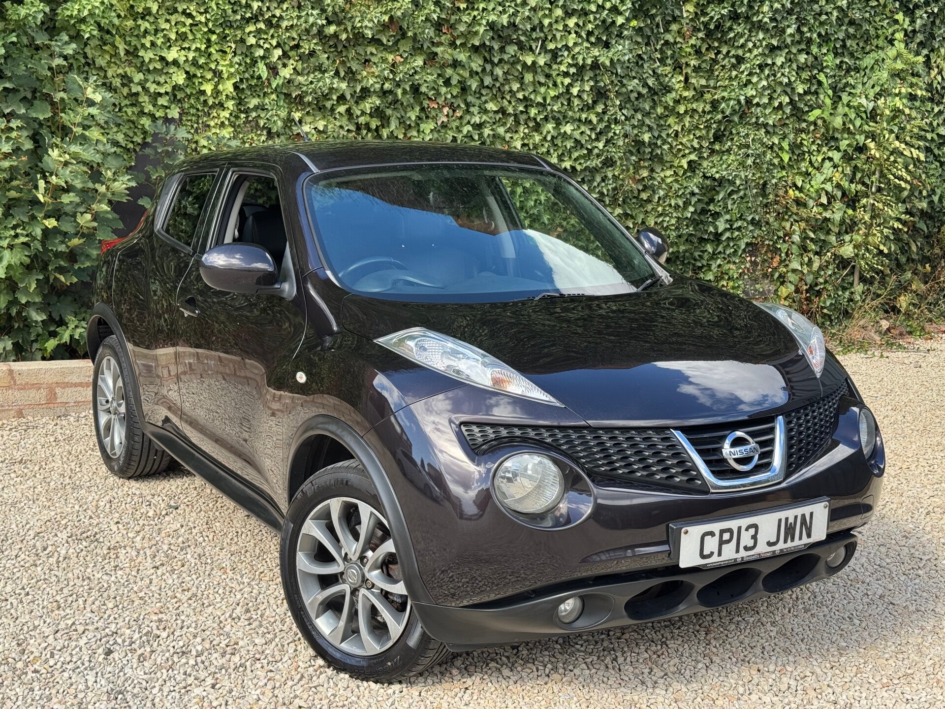 Automatic Nissan Juke Tekna 1.6 Petrol 61K MILES 2013
