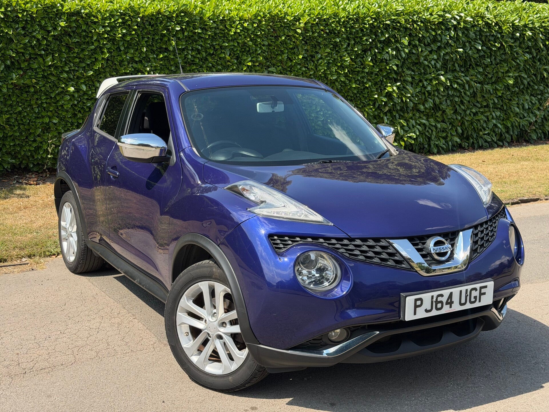 Automatic Nissan Juke Acenta Premium 1.6 Petrol
