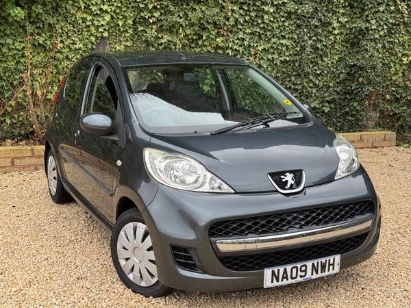 Automatic Peugeot 107 Urban 1.0 Petrol