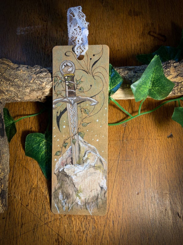 Marque page en carton ( Excalibur )