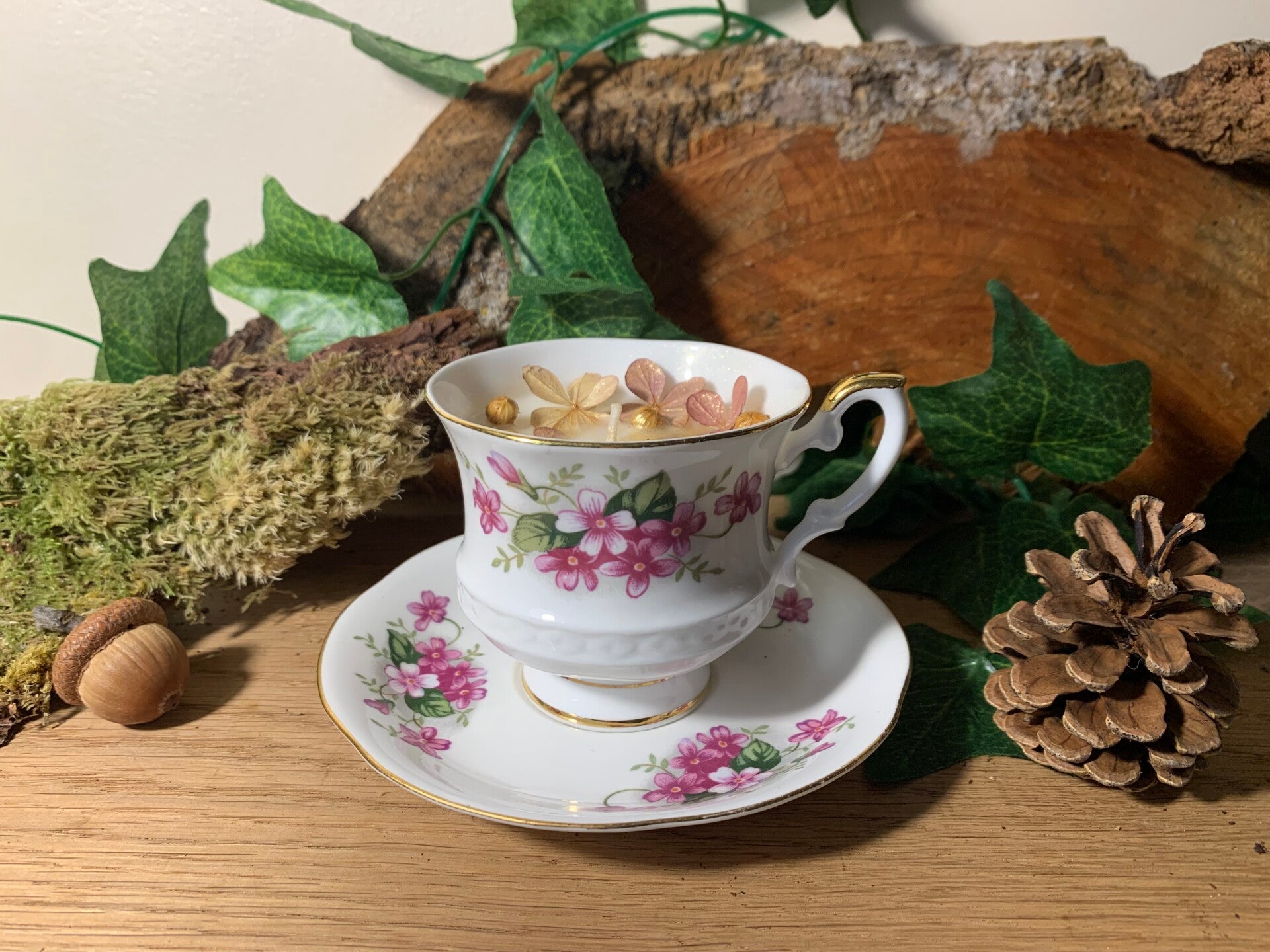 Bougie tasse * vintage petites violettes