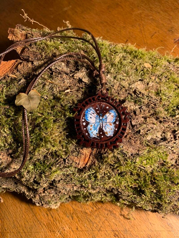 Collier bois * papillon