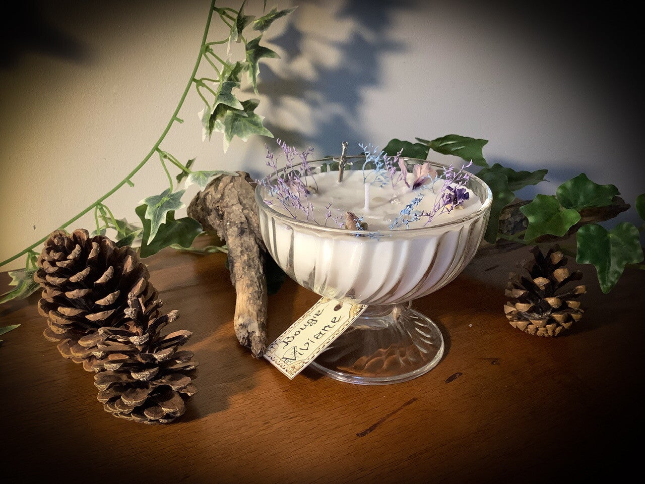 Bougie 𝒱𝒾𝓋𝒾𝒶𝓃ℯ ( 𝓁𝒶 𝒹𝒶𝓂ℯ 𝒹𝓊 𝓁𝒶𝒸 ) 🗡