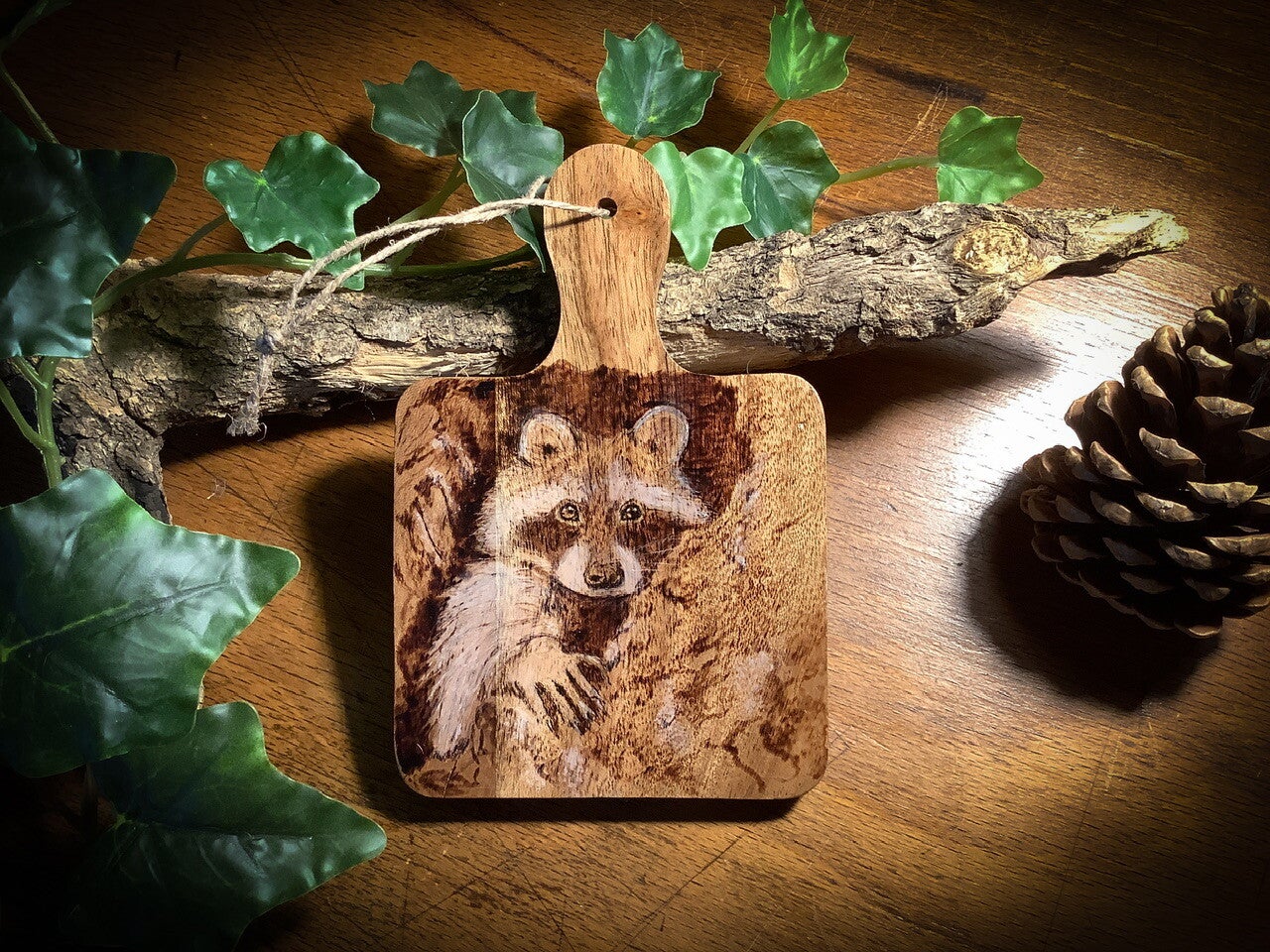 Petite planchette bois * raton laveur