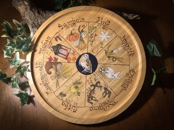 Roue de l’année * pyrogravure et couleur