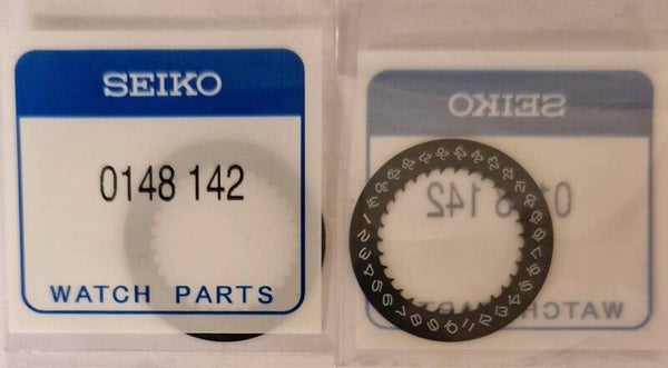 148.142  Seiko Date disk black, numbers white, date at 4.30