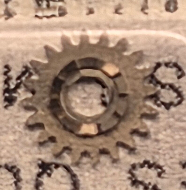 410 Winding pinion Certina 23-35, Certina 23-36, Certina 25-35, Certina 25-36, Kurth 23.35, K.F.G. 23-35,Certina 25-35, Kurth 25.35, K.F.G. 25-35, Kurth 23.65, K.F.G. 23-36, Kurth 25.36, K.F.G. 25-36