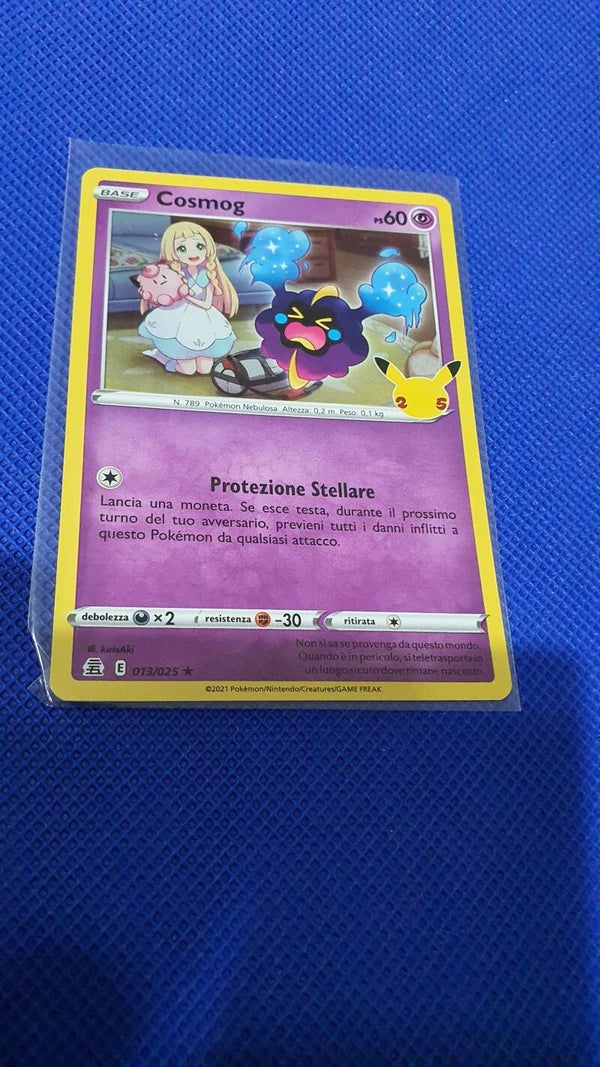 Cosmog carta pokemon