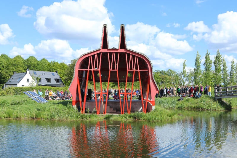 Beeld in de wijk — Manco bij Wood Chapel