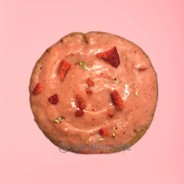 Iced Strawberry Oatmeal