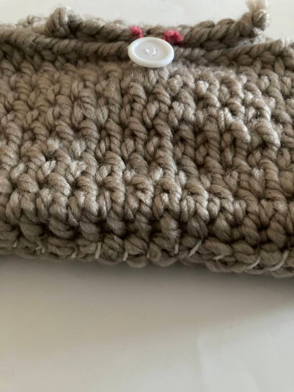 PURSE BAG Beige Chunky Knit Acrylic Yarn Button Fastening I cord Handle