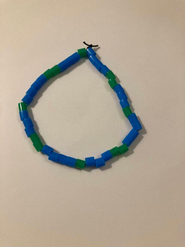PLASTIC ELASTIC BRACELET Green And Azure Blue  1 3 2 4 Pattern