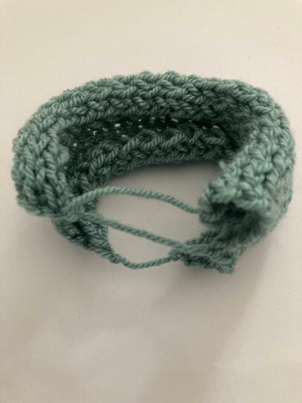 BRACELET Sage Green Stocking Stitch Acrylic 3 Band