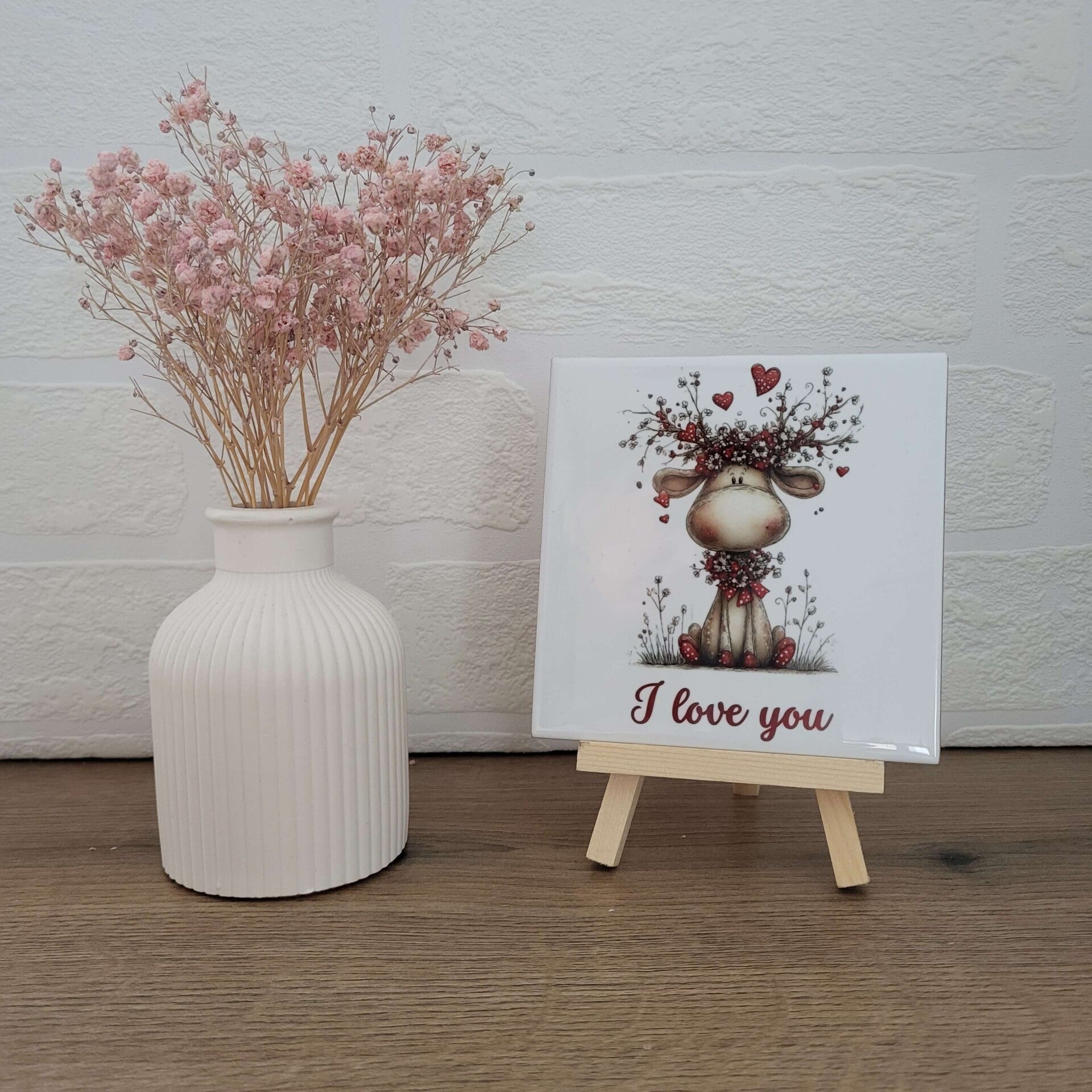 Tegel Liefde met een Knipoog