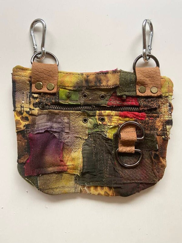 x muddy bag x